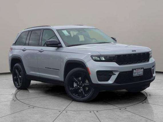 JEEP GRAND CHEROKEE 2023 1C4RJHAG2PC660211 image